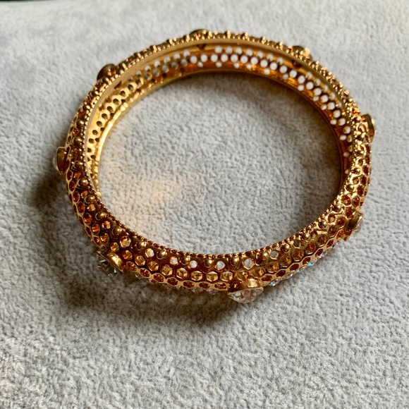 IMAN Global Chic Gold & Crystal Bangle Bracelet - Sz LG NWOT - Stunning Bracelet - Picture 6 of 12